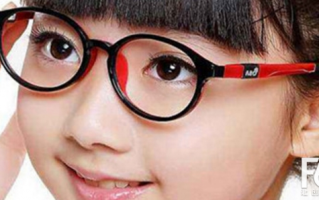 孩子眼镜有什么牌子，近视度数涨了50度需要换眼镜吗