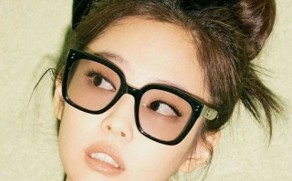 小圆脸戴什么眼镜，小圆脸戴什么眼镜好看